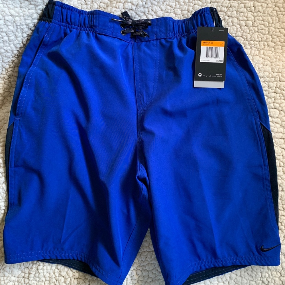 Men’s Nike hybrid shorts